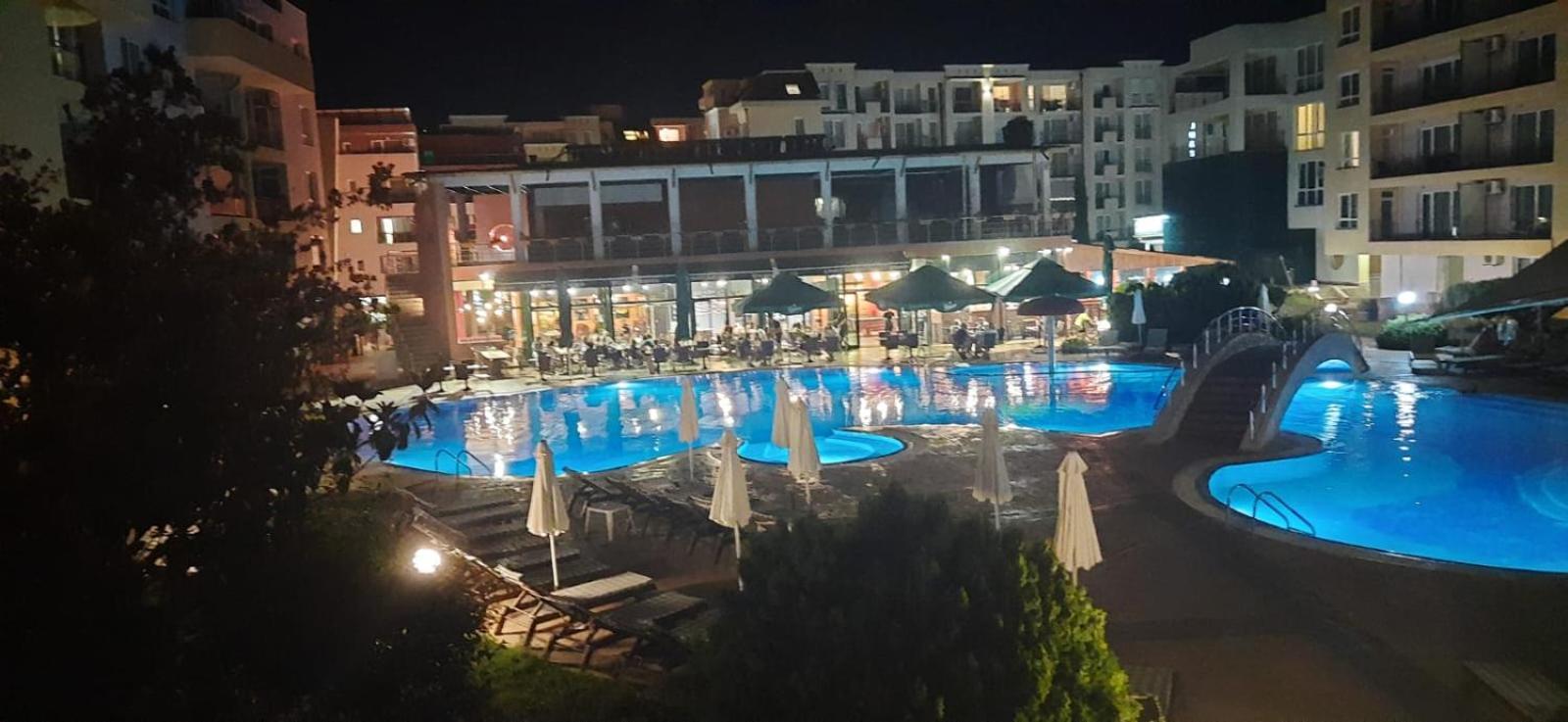 Pollo Resort, Summer Wind Apartaments Pantai Sunny Luaran gambar